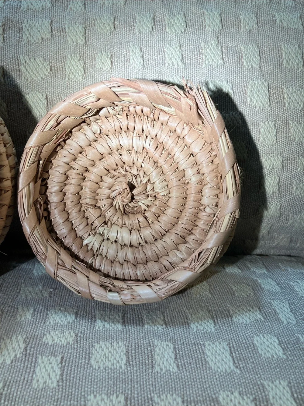 Vintage Mexican hand-woven coiled basket folk art. With lid